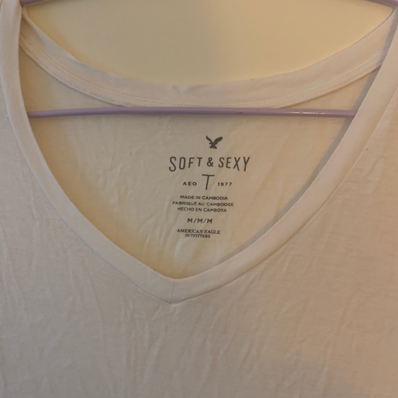 American eagle T-shirt - Picture 2 of 2